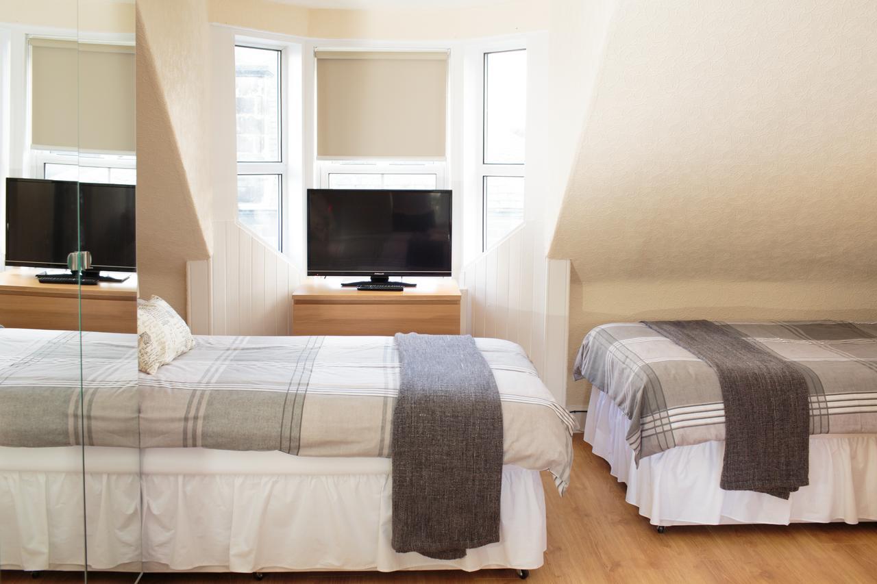 Отель Corner House Иннерлитен Экстерьер фото